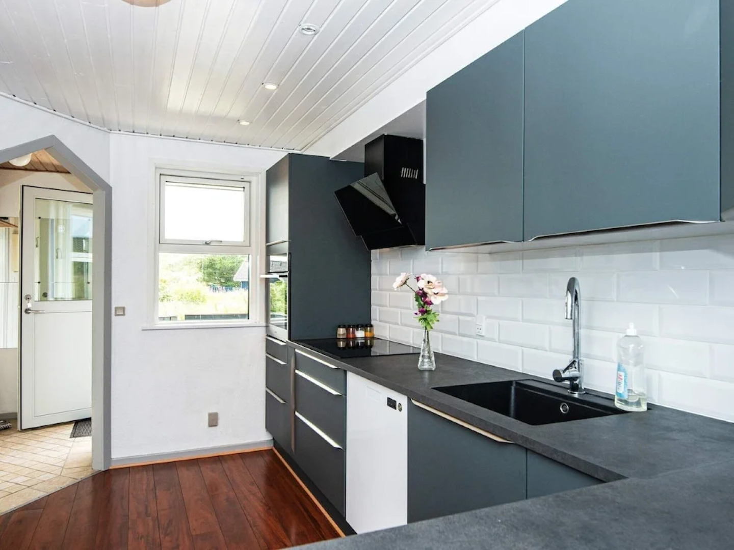 Cosy Holiday Home in Henne With Swimming Pool