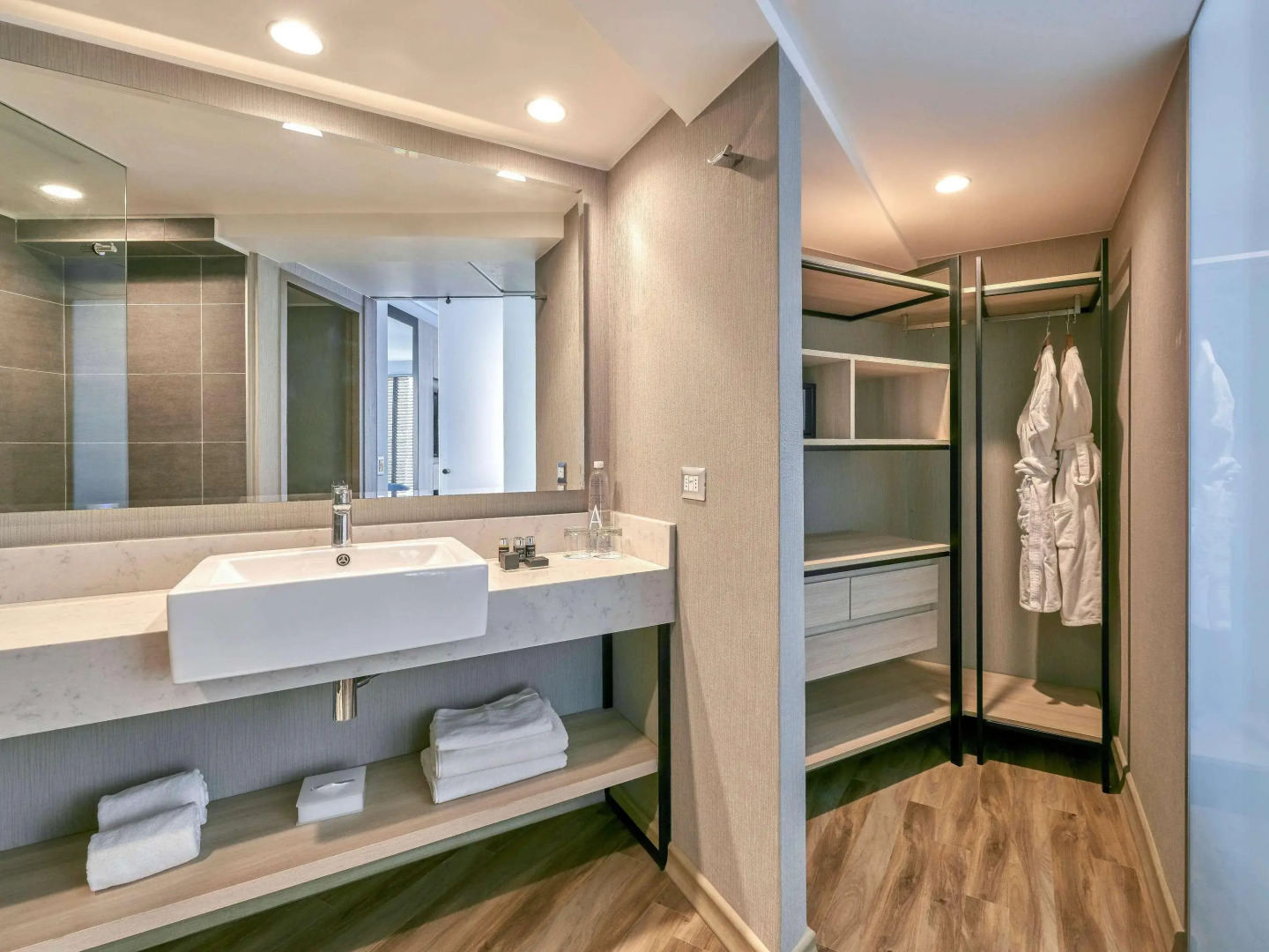 Atton Vina del Mar San Martin by Pullman