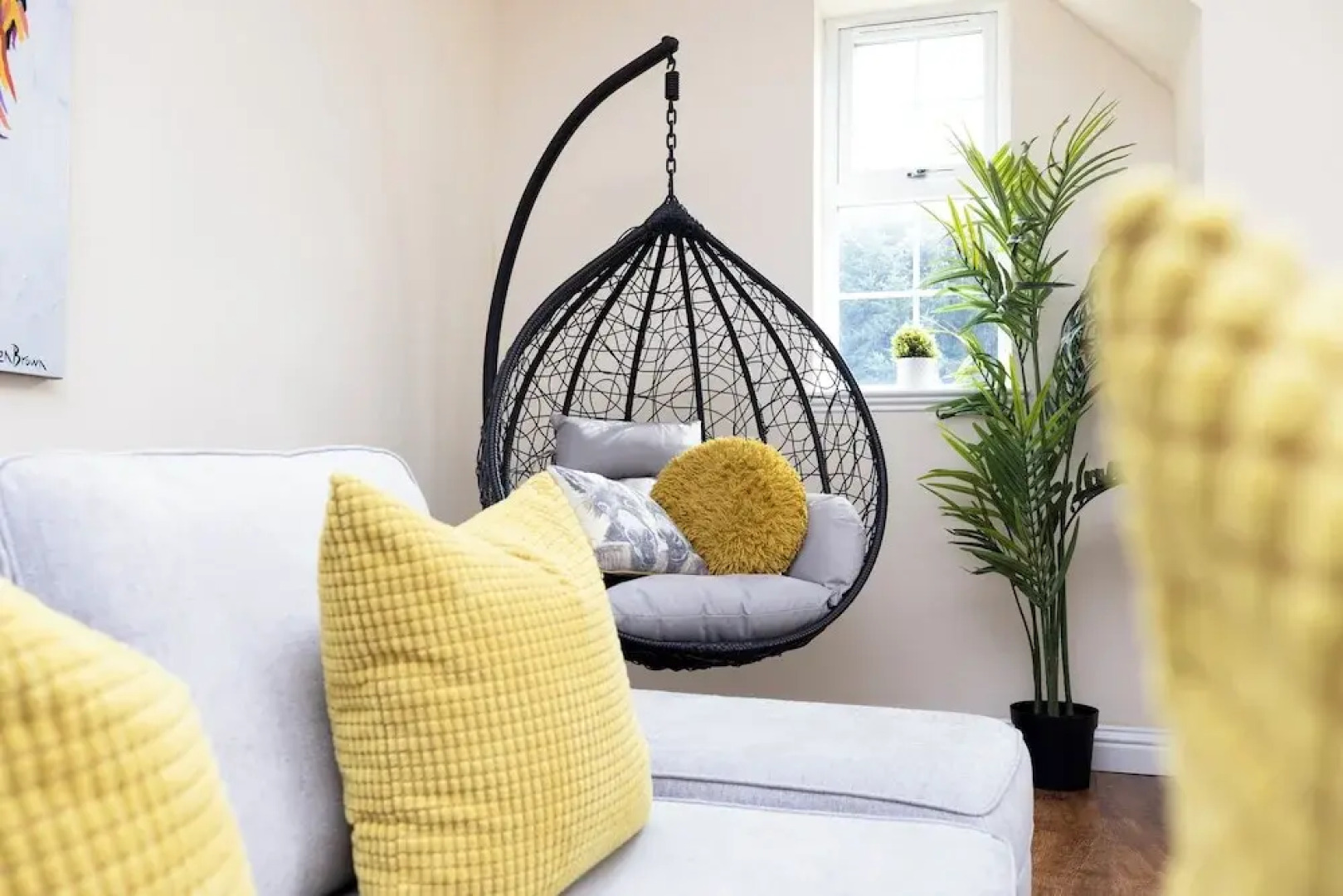 Greenknowes Entire Private Estate