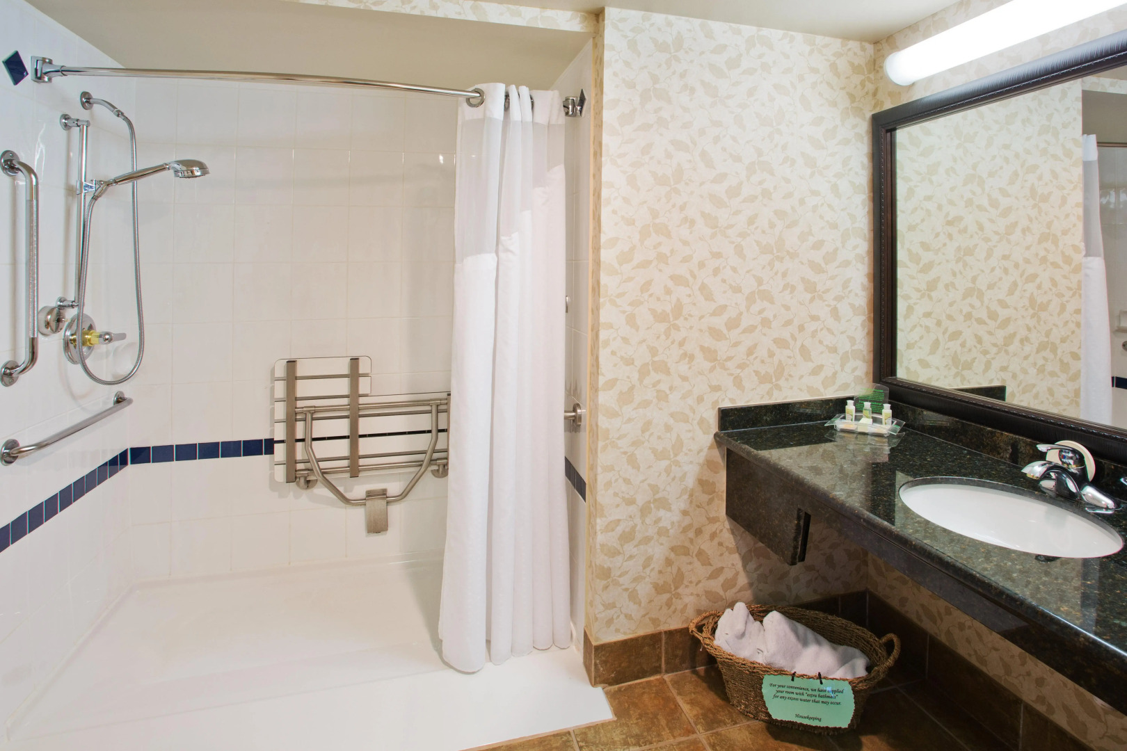 Holiday Inn Hotel & Suites North Vancouver by IHG