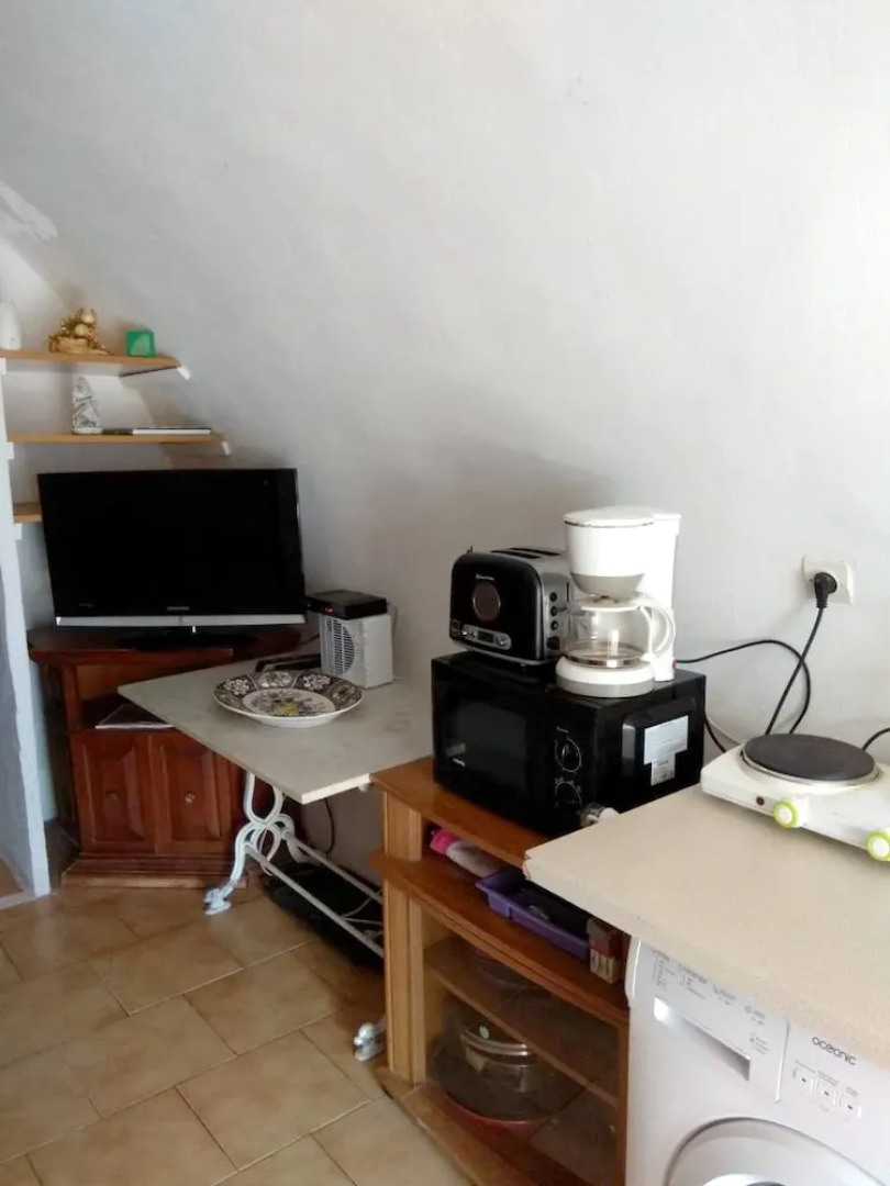 Studio in Ota, With Wonderful Mountain View, Furnished Terrace and Wif