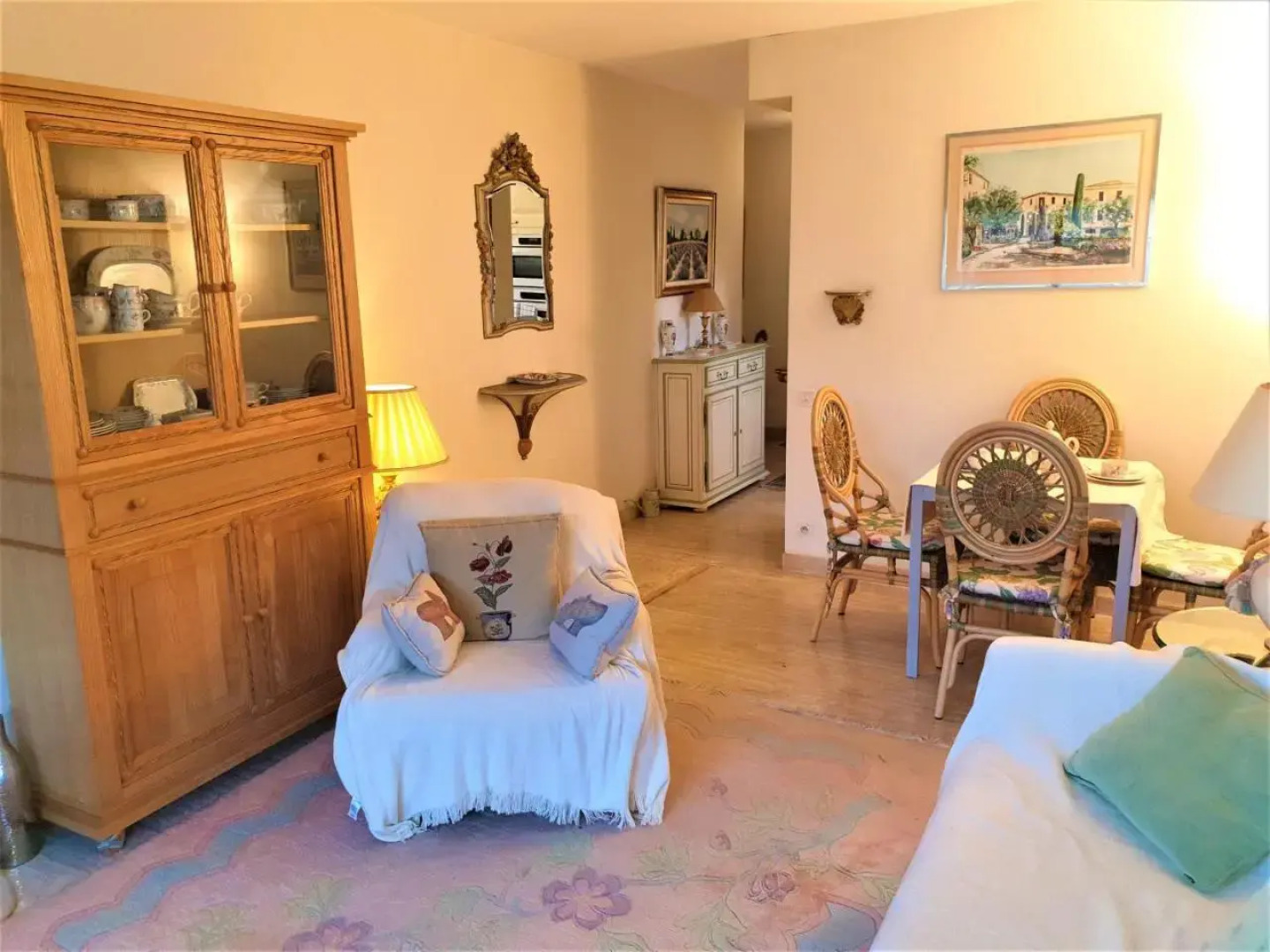 Somptueux deux pieces, entre mer & piscine !