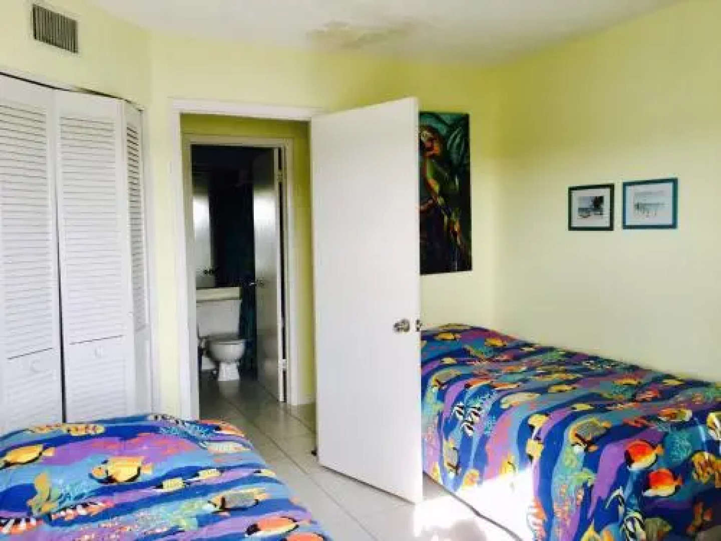 Joyce's Beachfront Suite 3