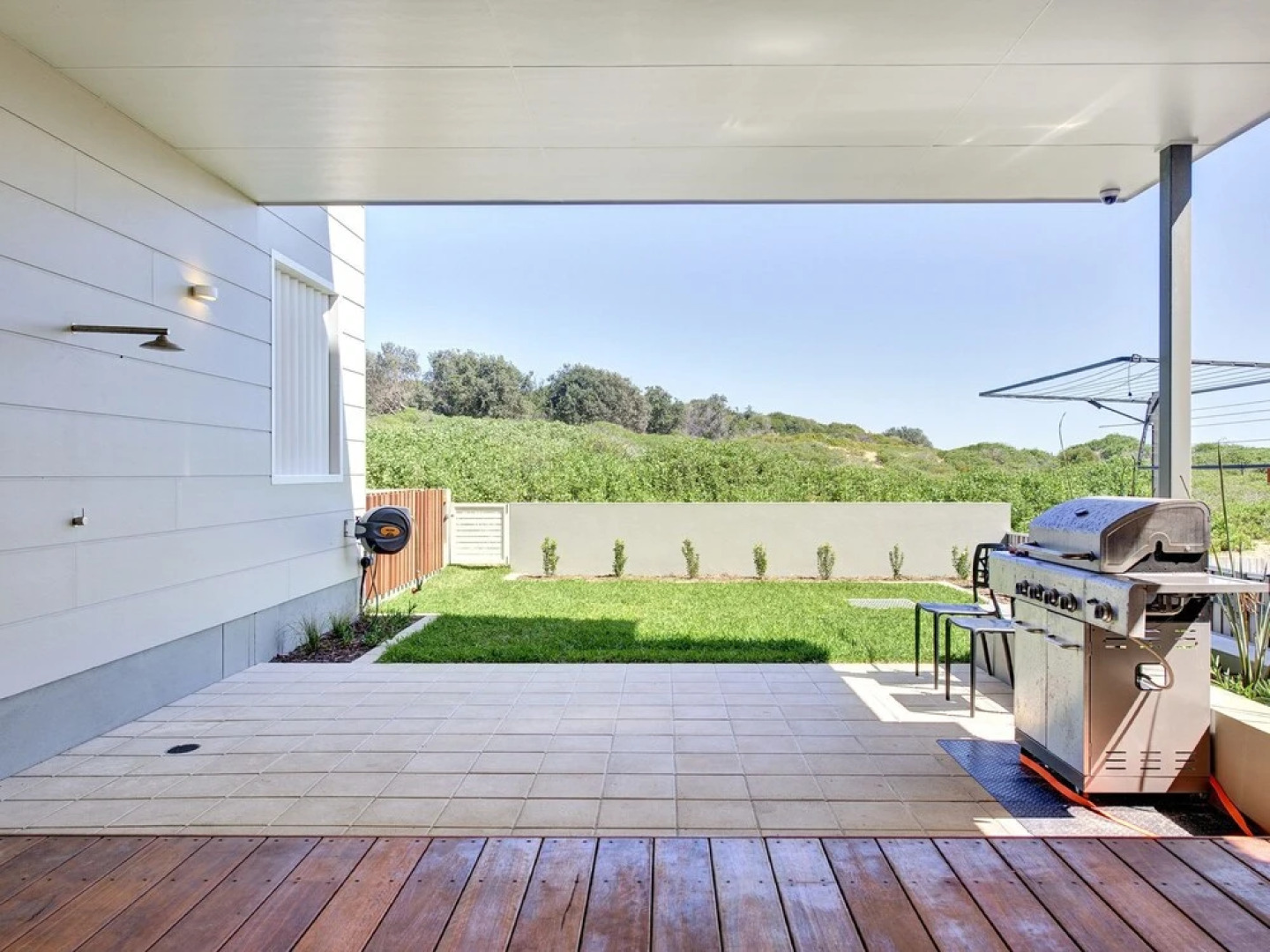 Seas the Day, 41B Ocean Avenue