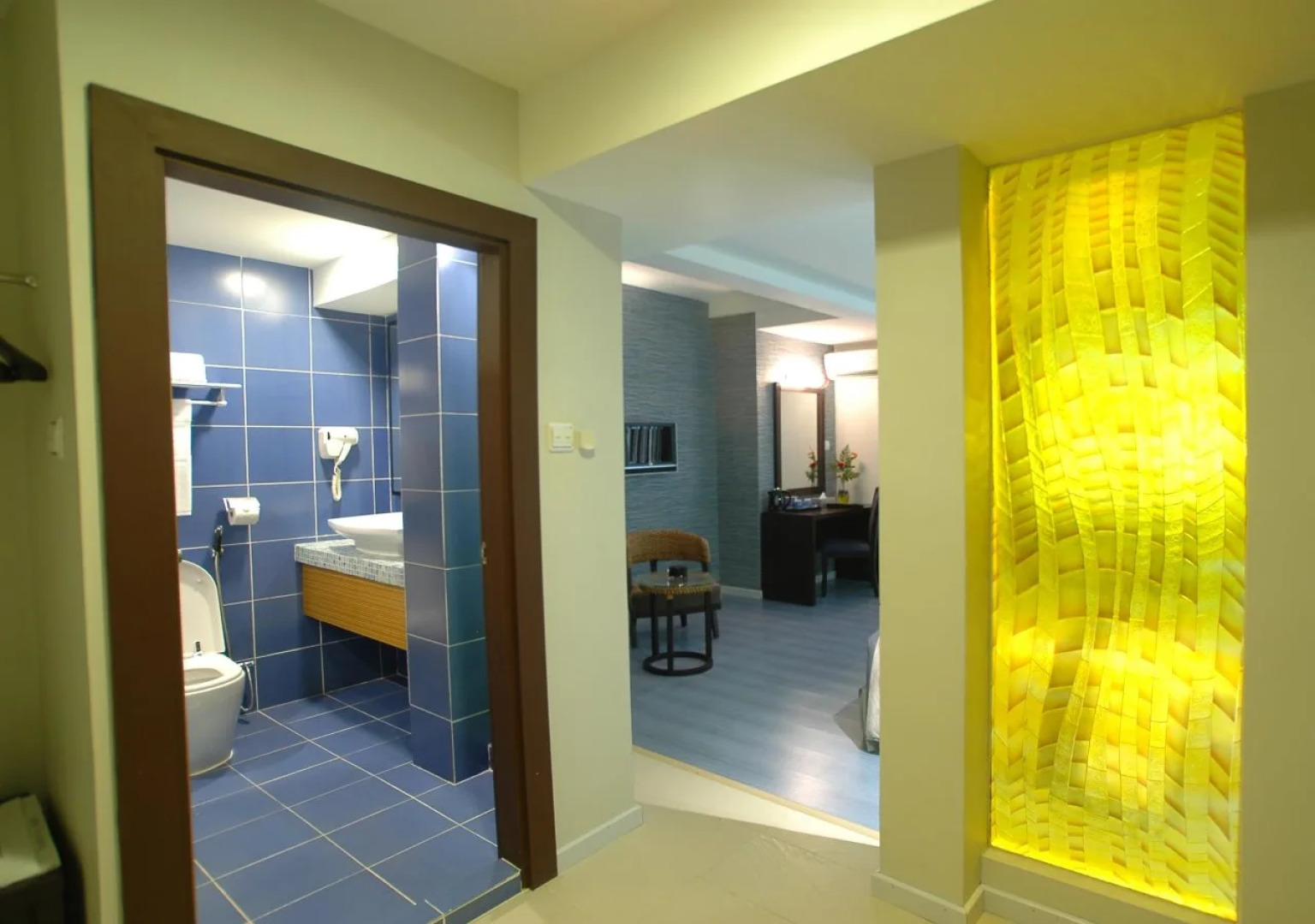 2 Inn 1 Boutique Hotel & Spa