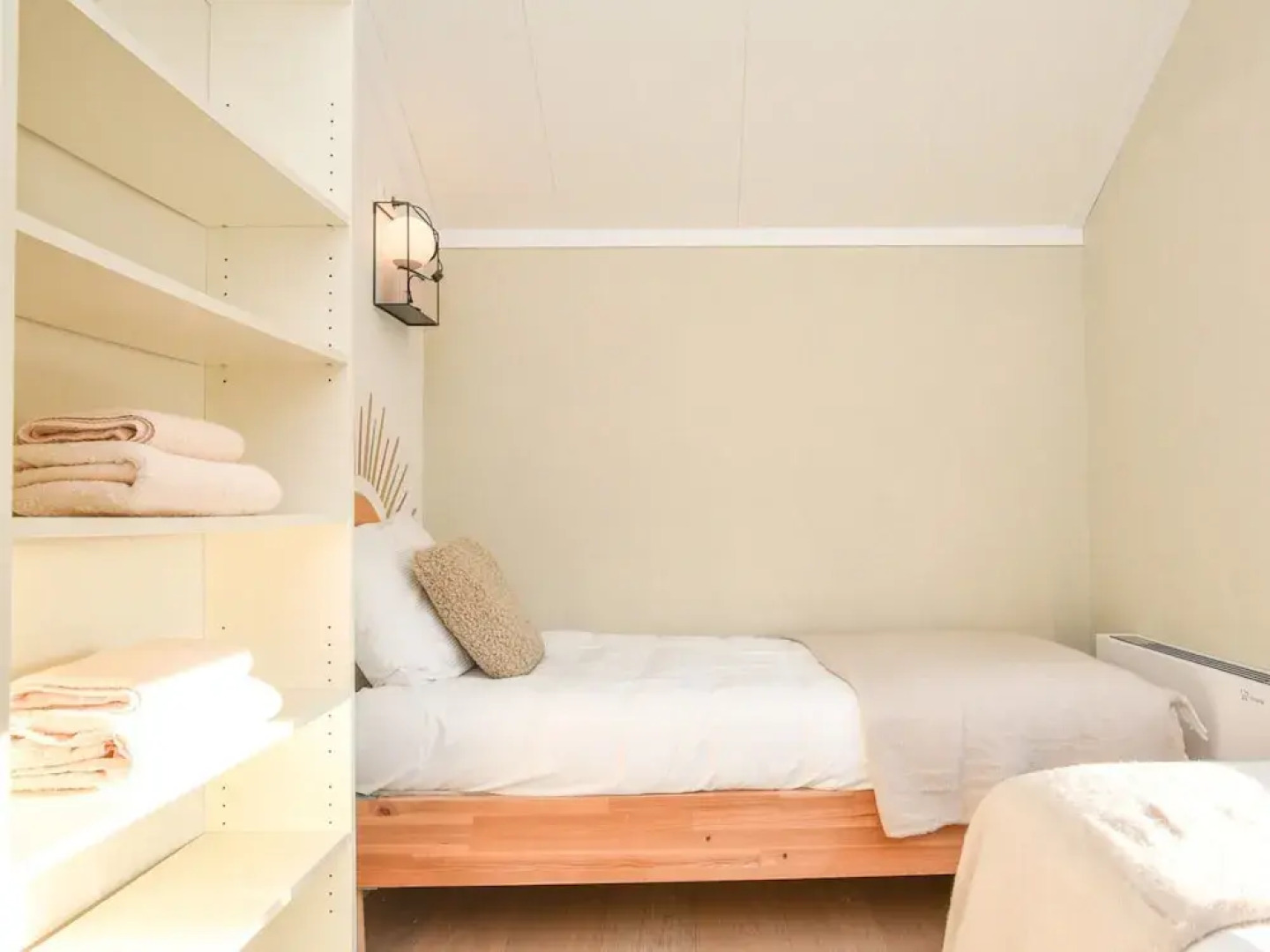 Holiday Home in Vrouwenpolder Near Beach