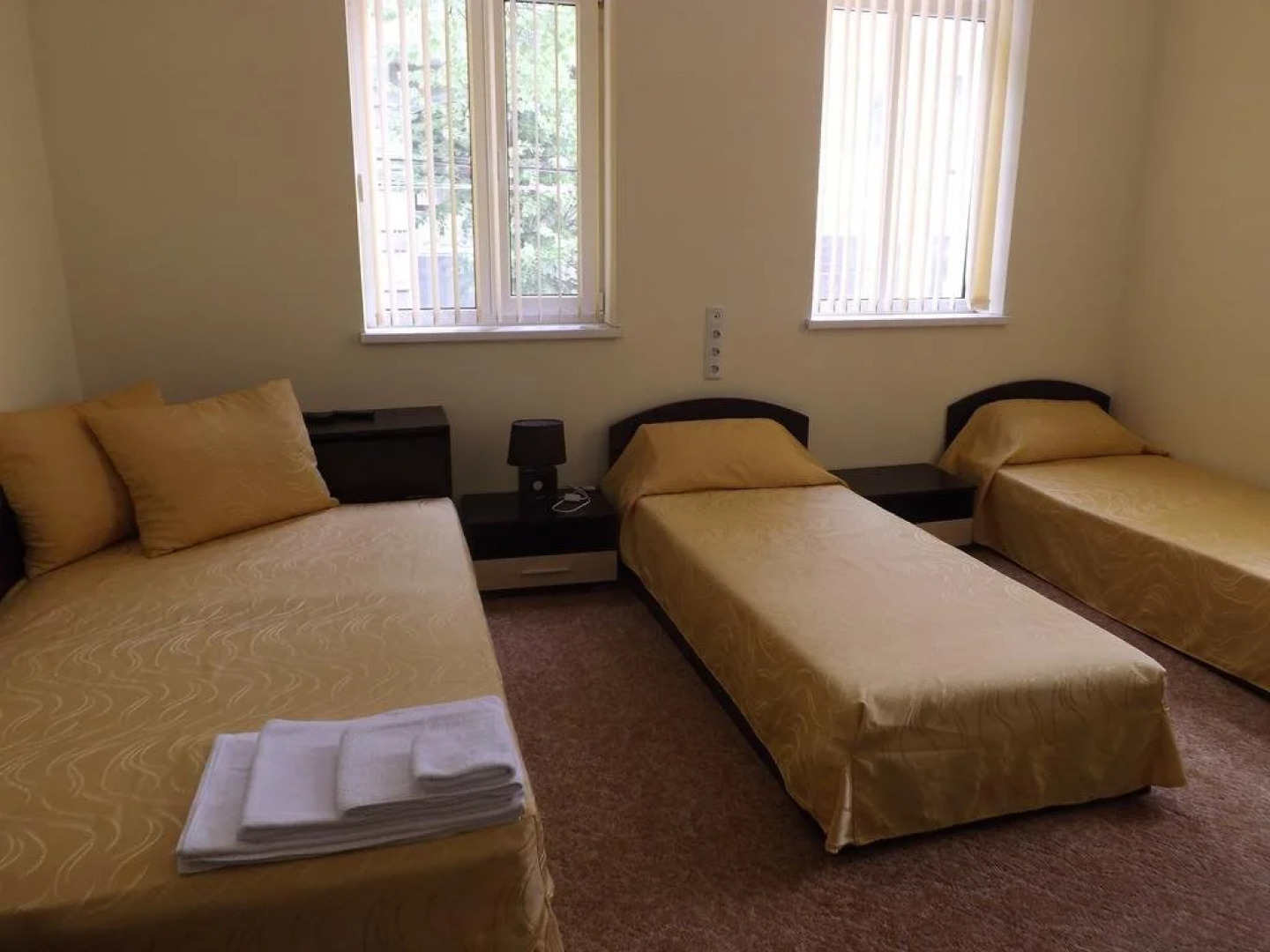 Hostel Rayska Yabalka