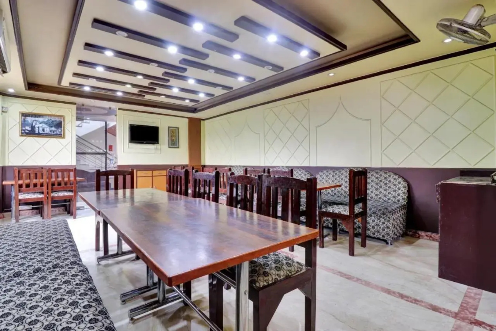 Hotel Kailash Residency