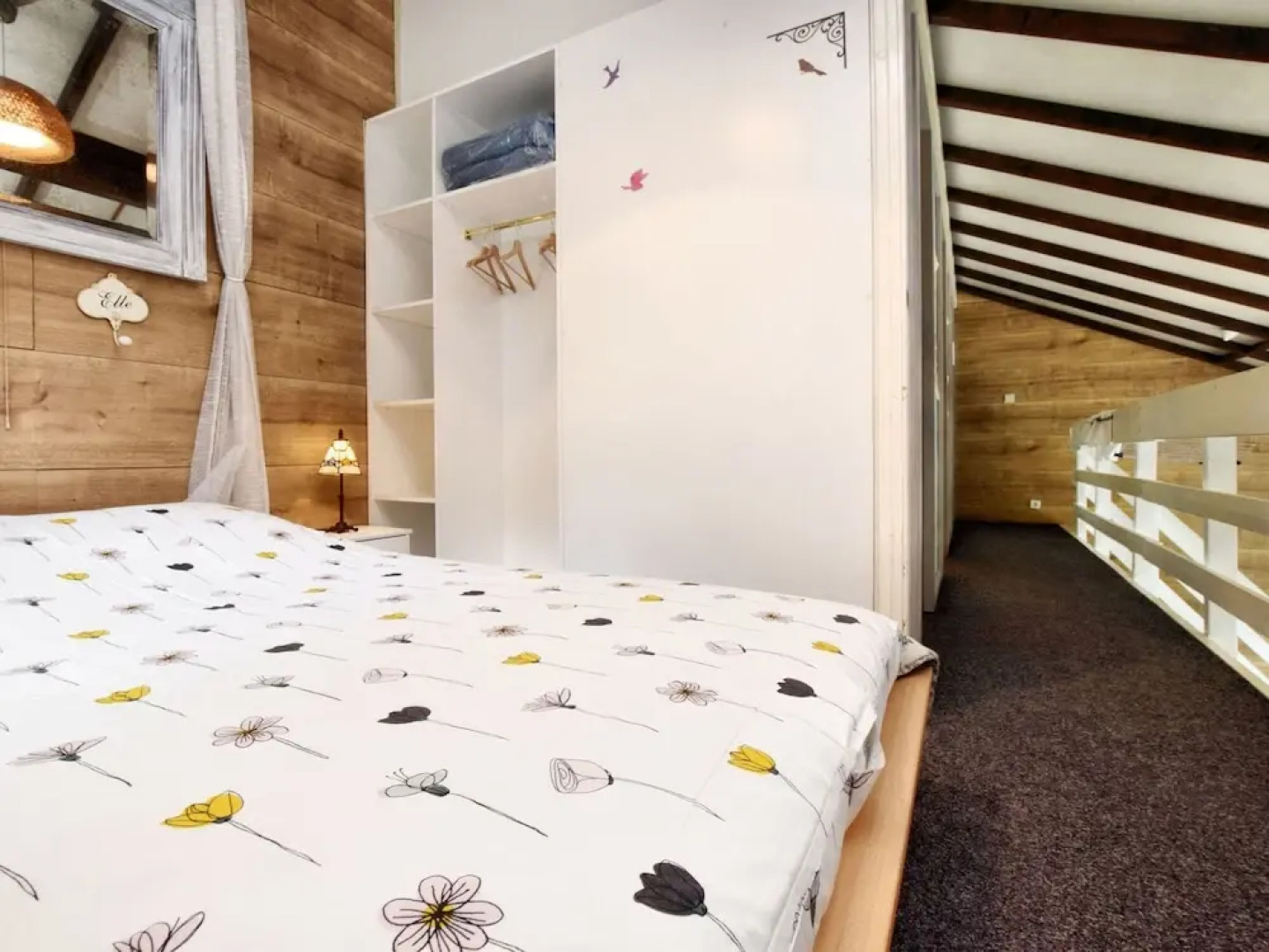 Bungalow With View Near Coo