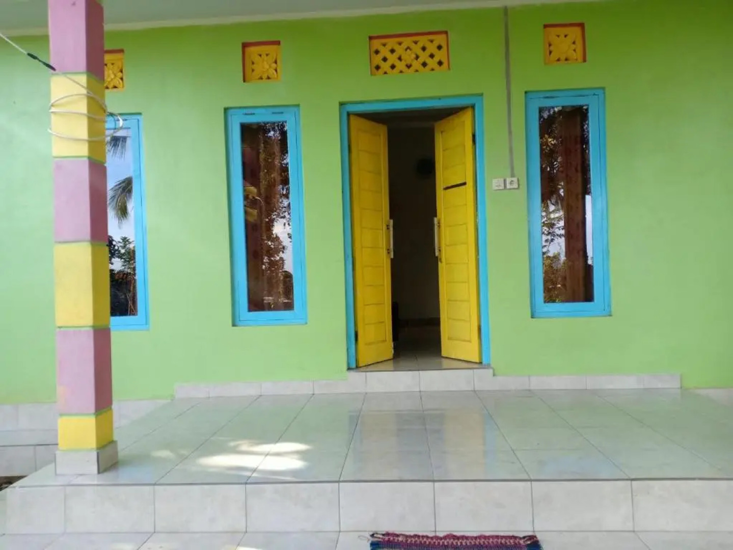 Sekumpul Local House