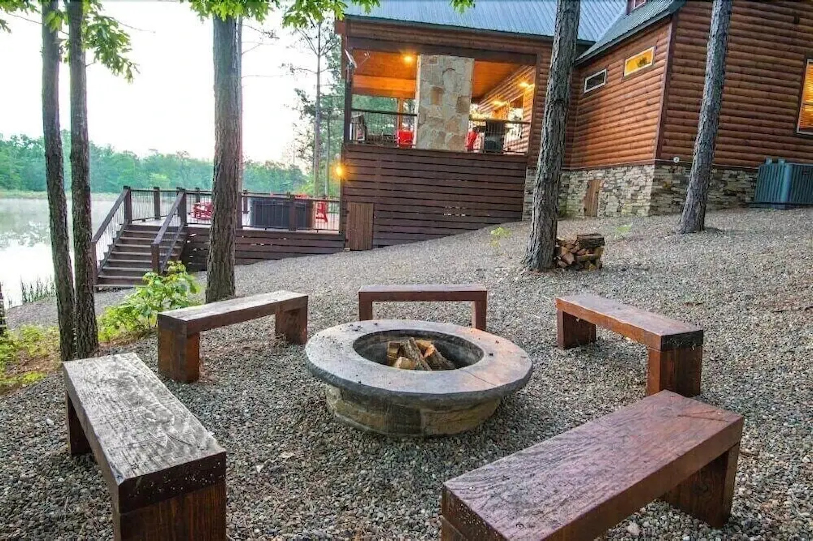 Stars On The Water Lodge - 4 Br Cabin