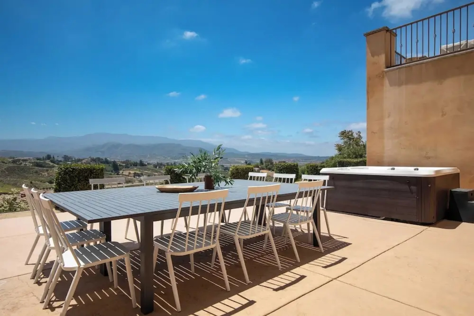 Palazzo Del Sol By Avantstay Breathtaking Home w/ Mountain Views & Hot Tub