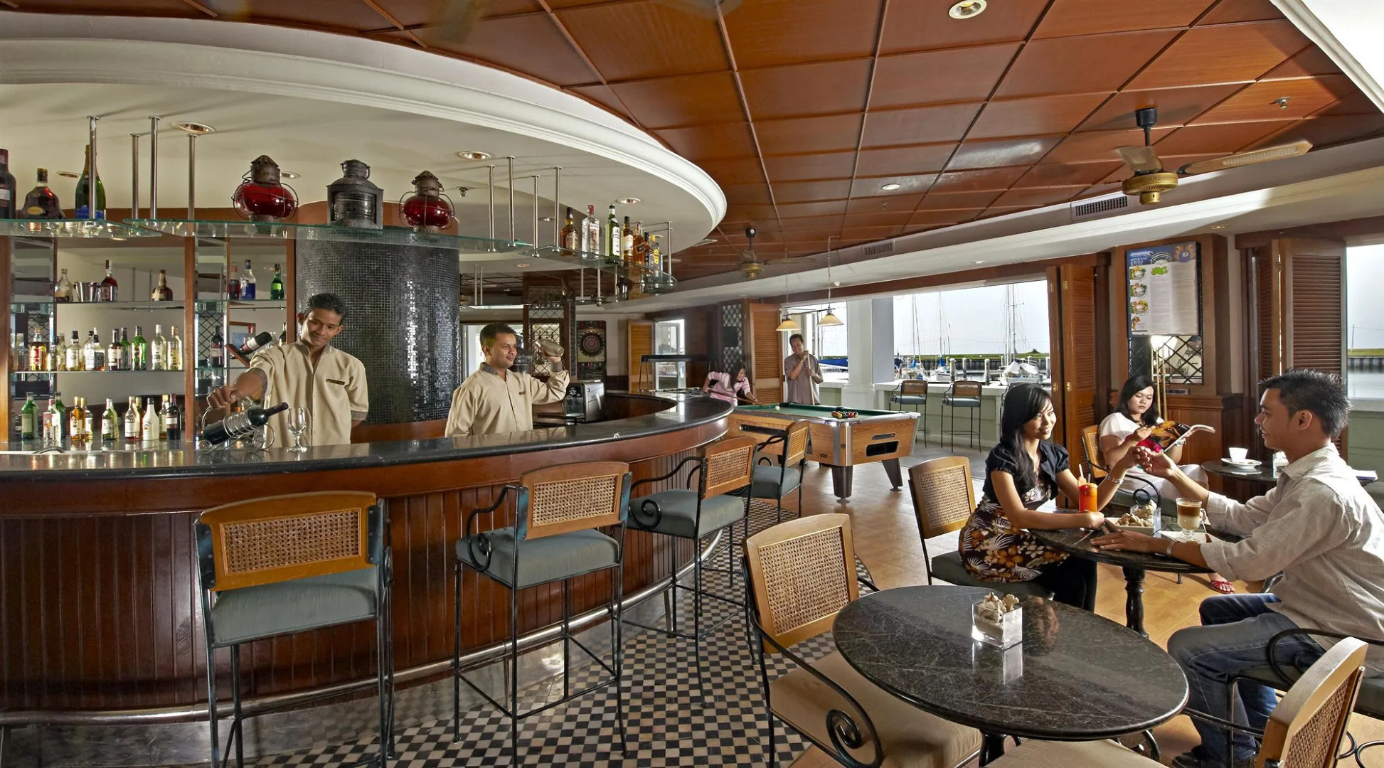 Avillion Admiral Cove