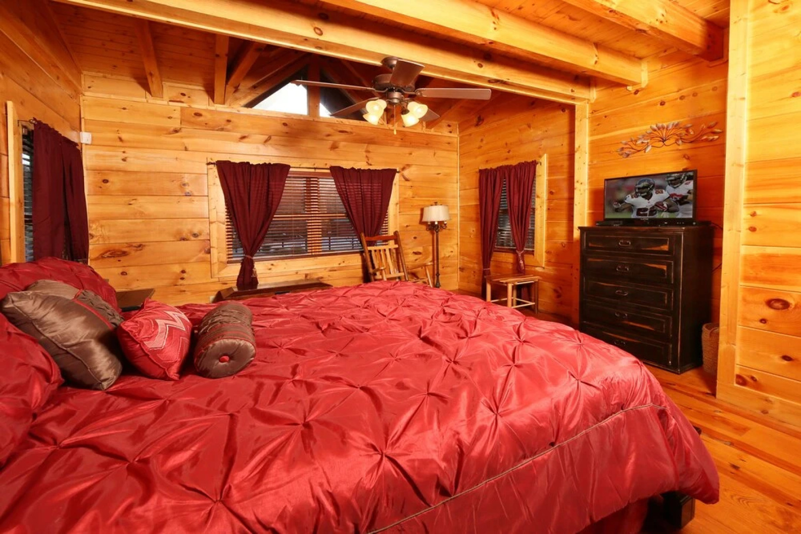 Southern Hospitality - Two Bedroom Cabin