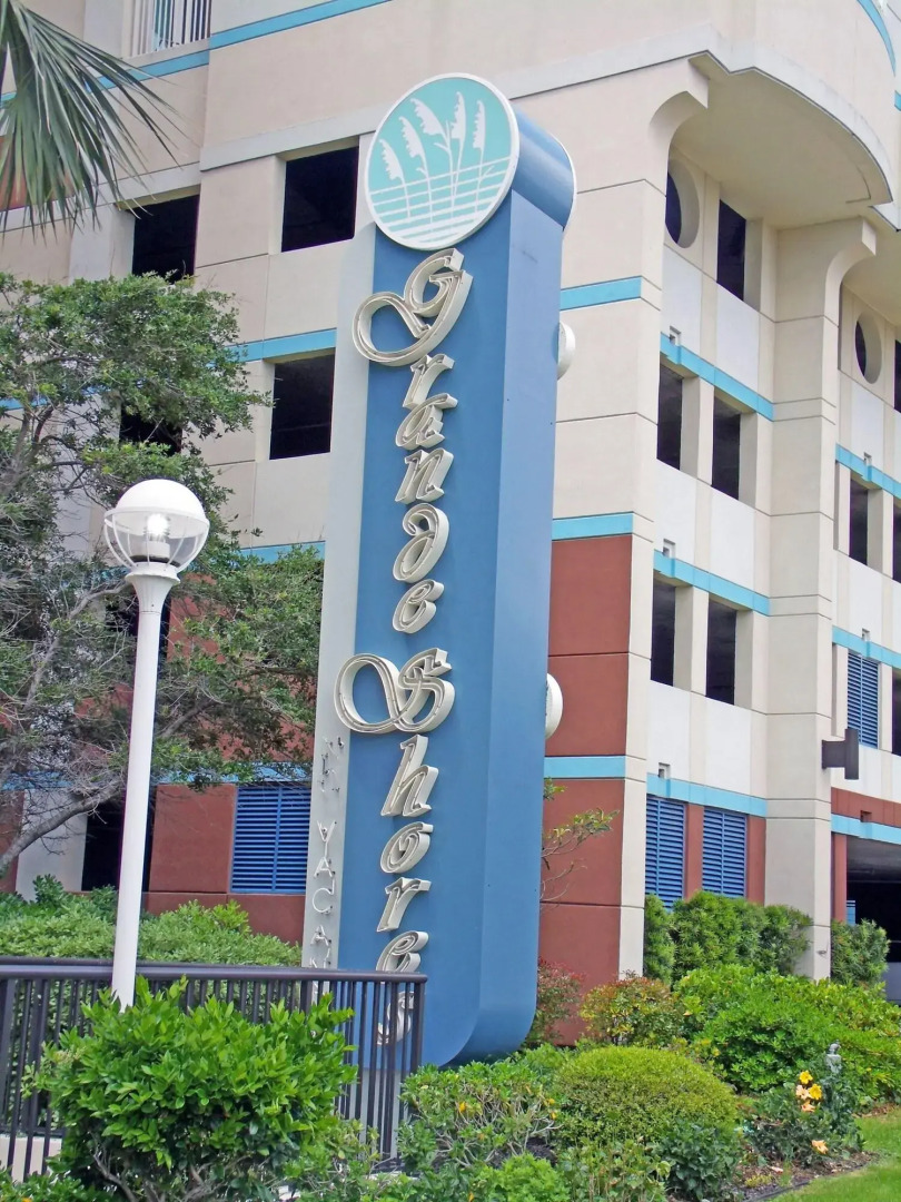 Grande Shores Ocean Resort