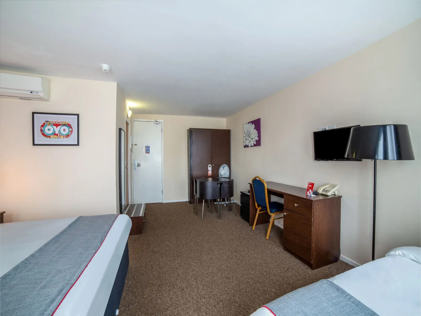 OYO The Chiltern Hotel