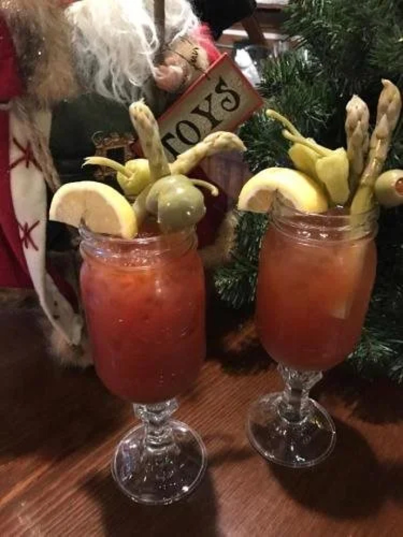 Historic Tamarack Lodge and Cabins