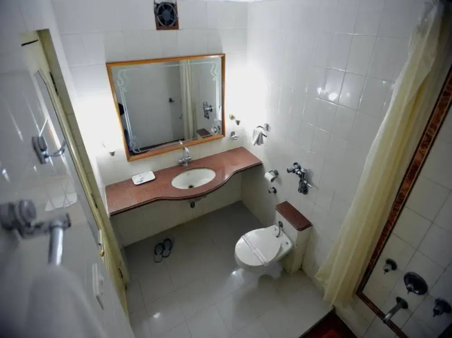 OYO Rooms Dairy Den Circle