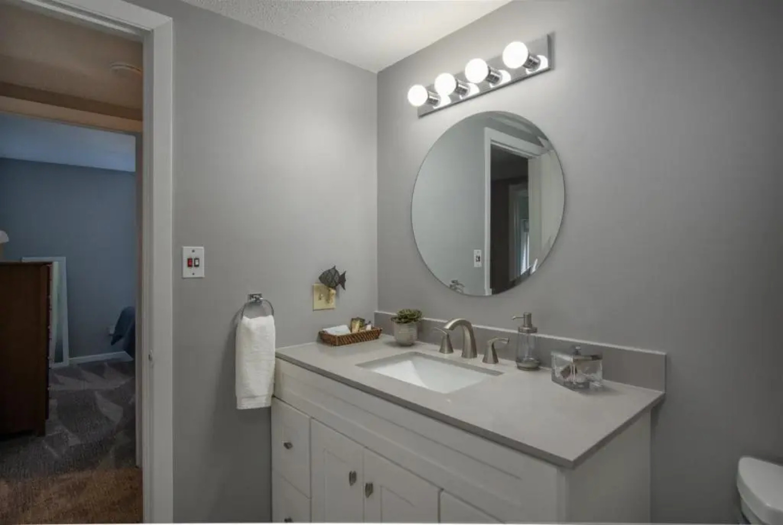 Journey House With Views