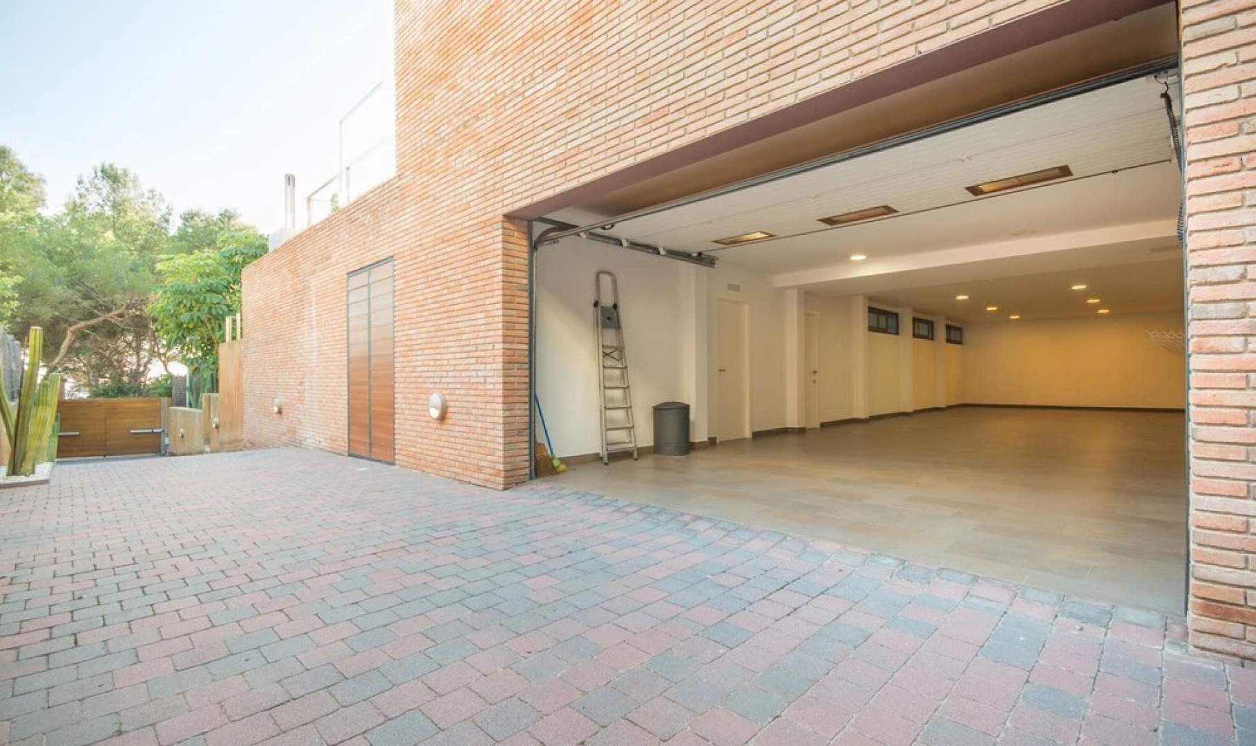 Tamarit Grand Design Villa TVL_02