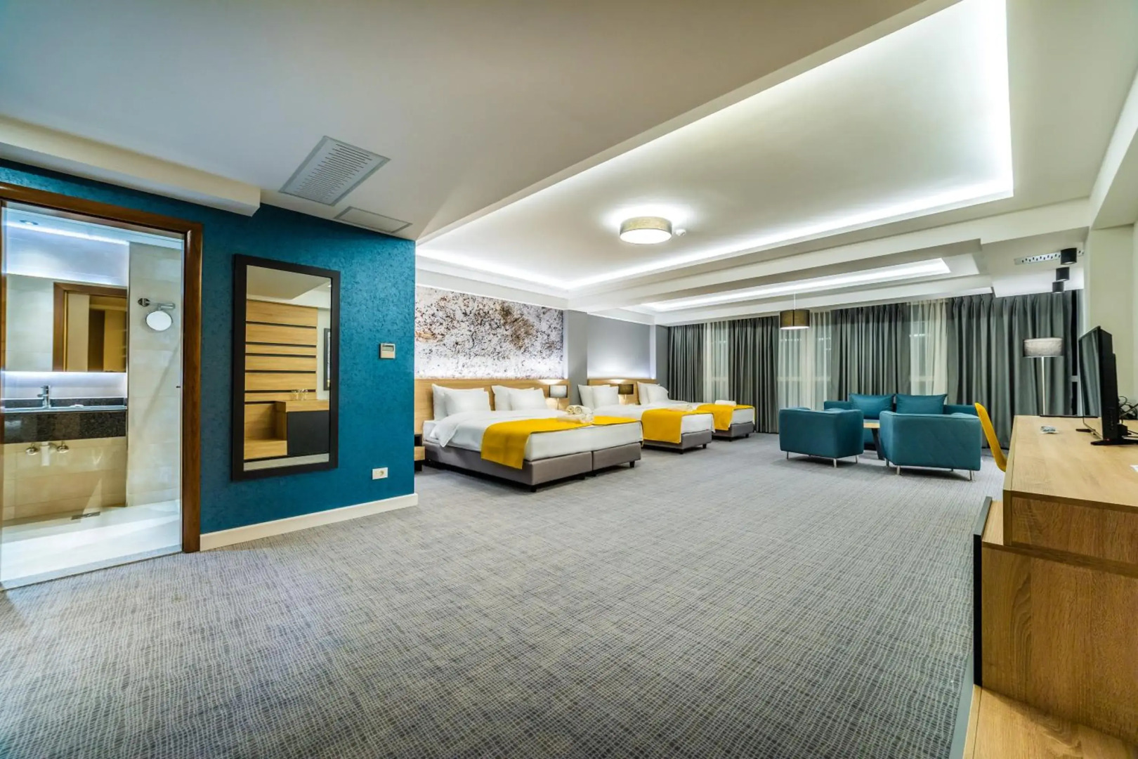 Unique Resort  Spa