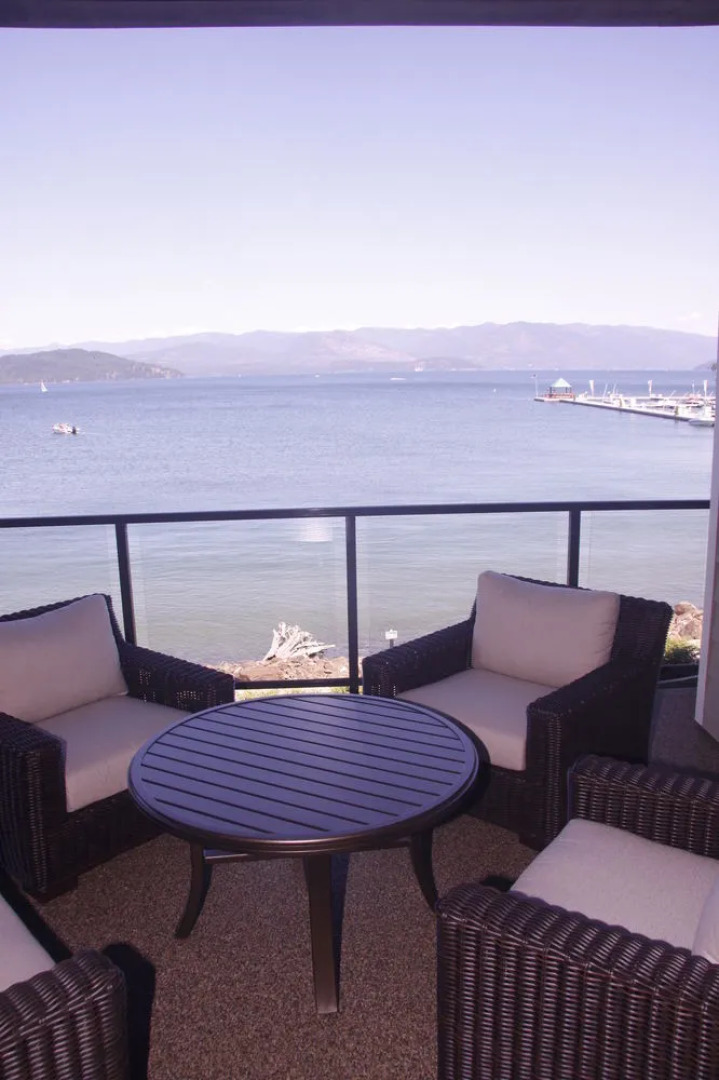 Seasons at Sandpoint