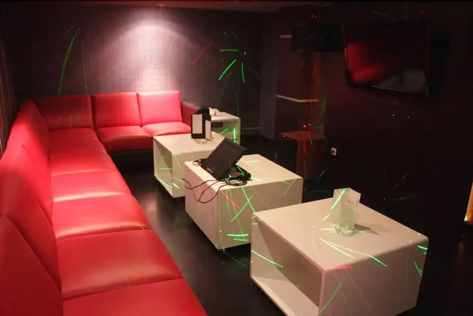 Sutanraja Hotel Convention & Recreation