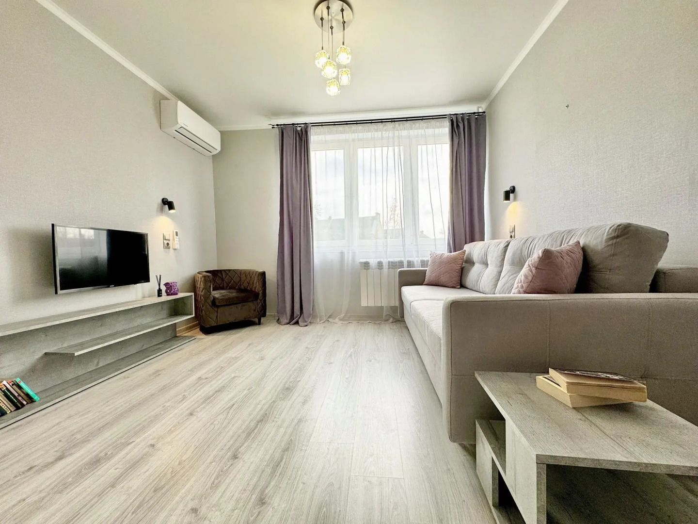 Апартаменты на Черняховского 12