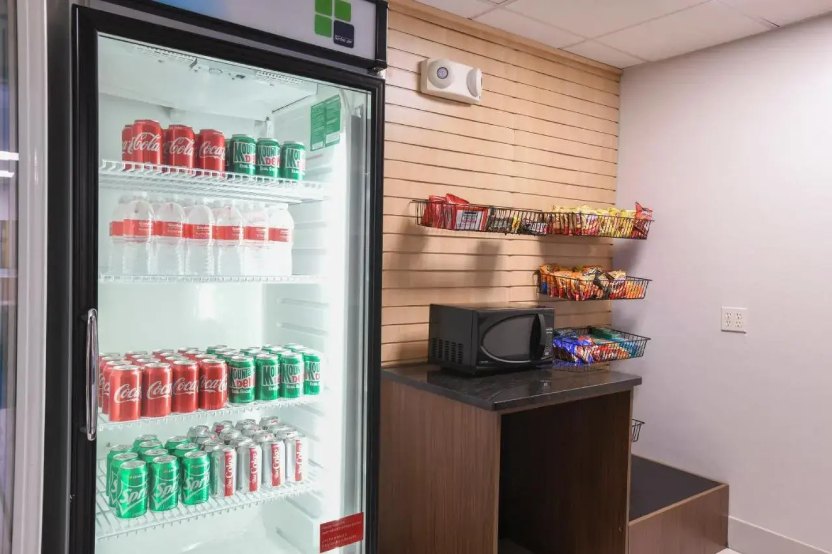 Holiday Inn Exp Richwood Cincinnati S