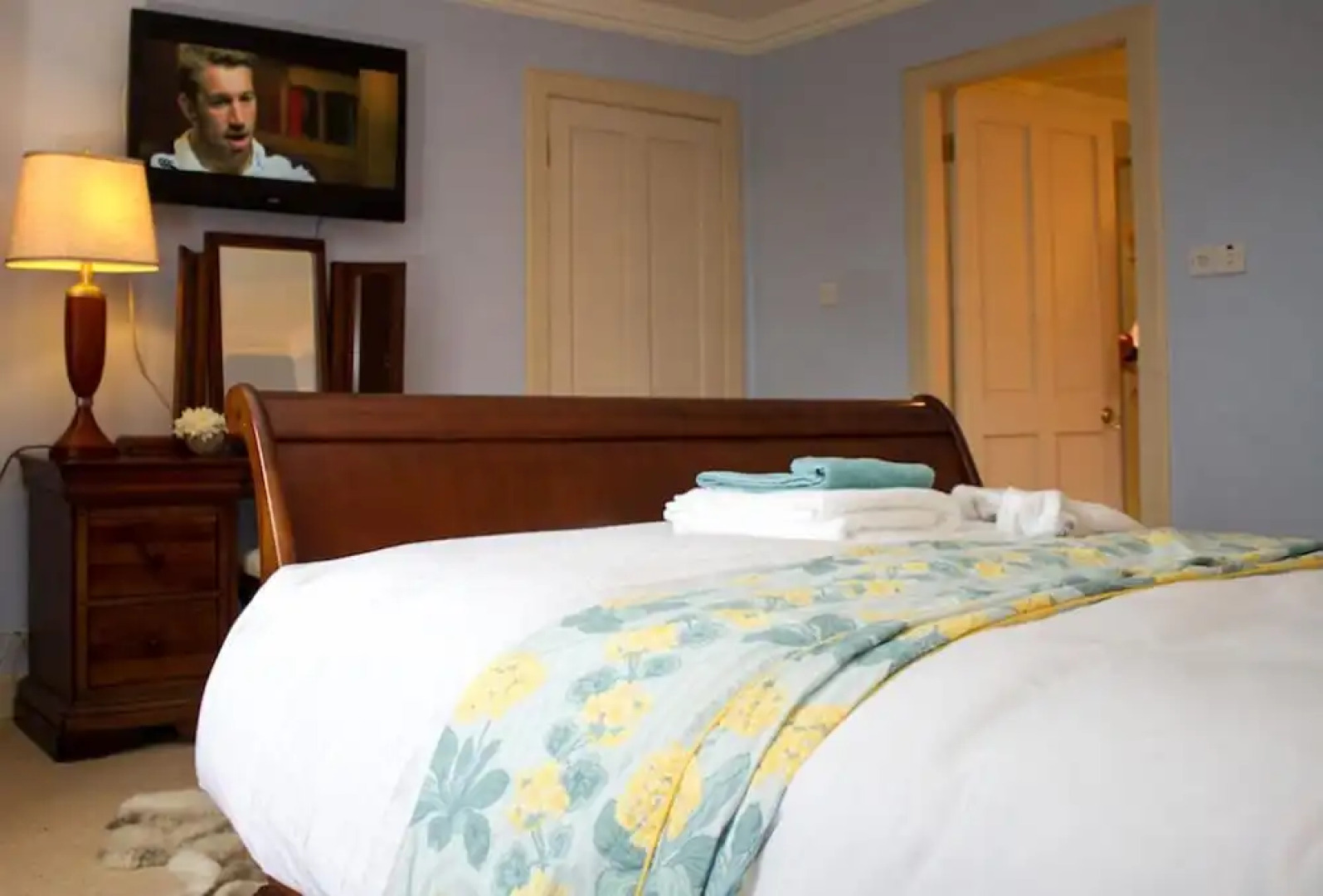 Abbotshaw House - Farm B&B