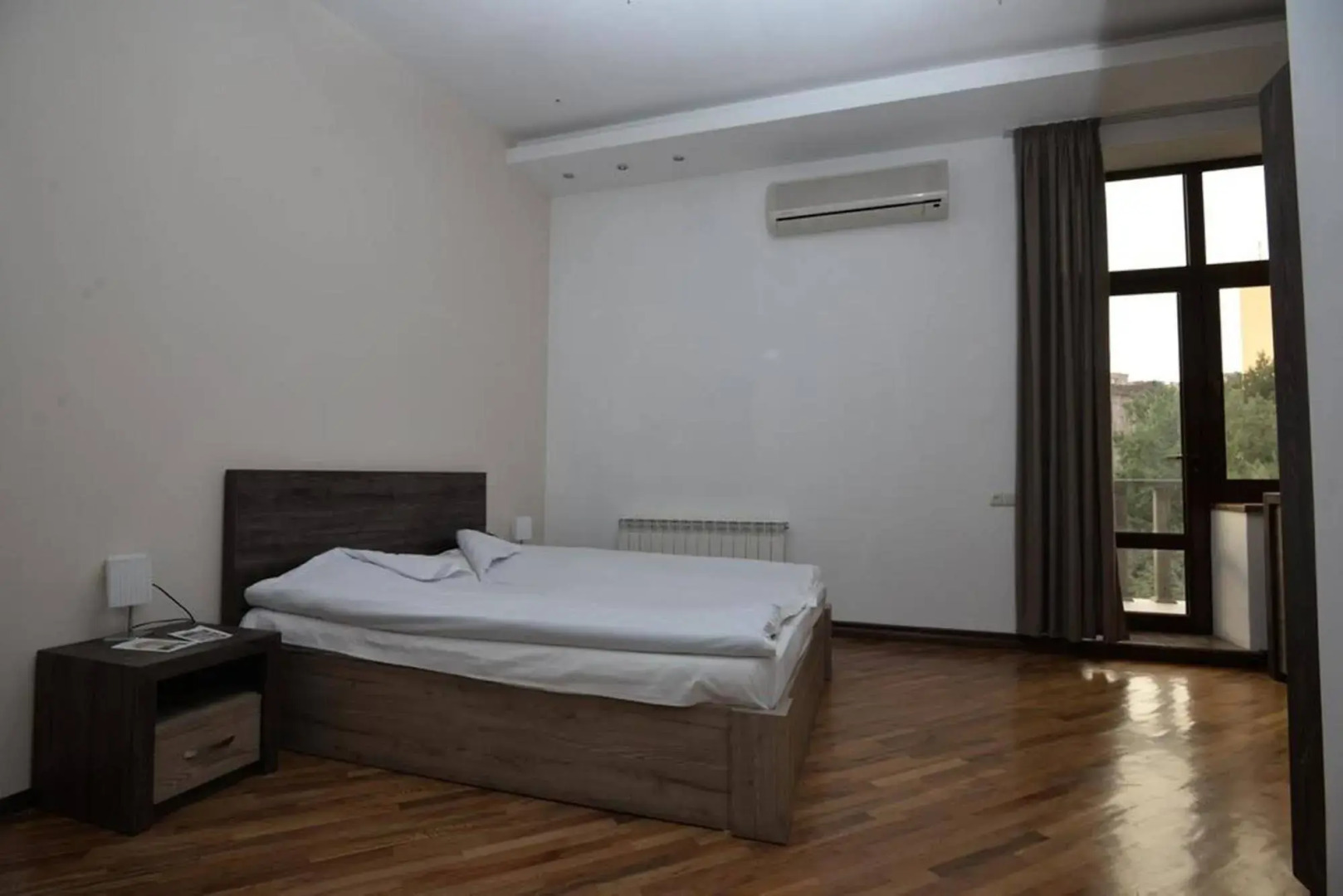 Сити Отель (City Hotel)