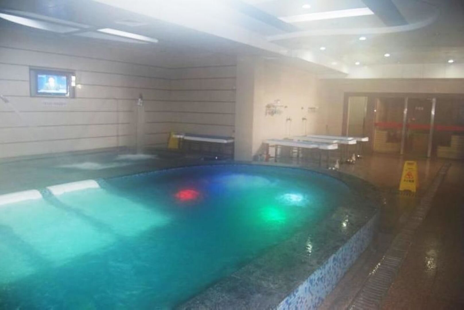 Guiyuan Holiday Hotel