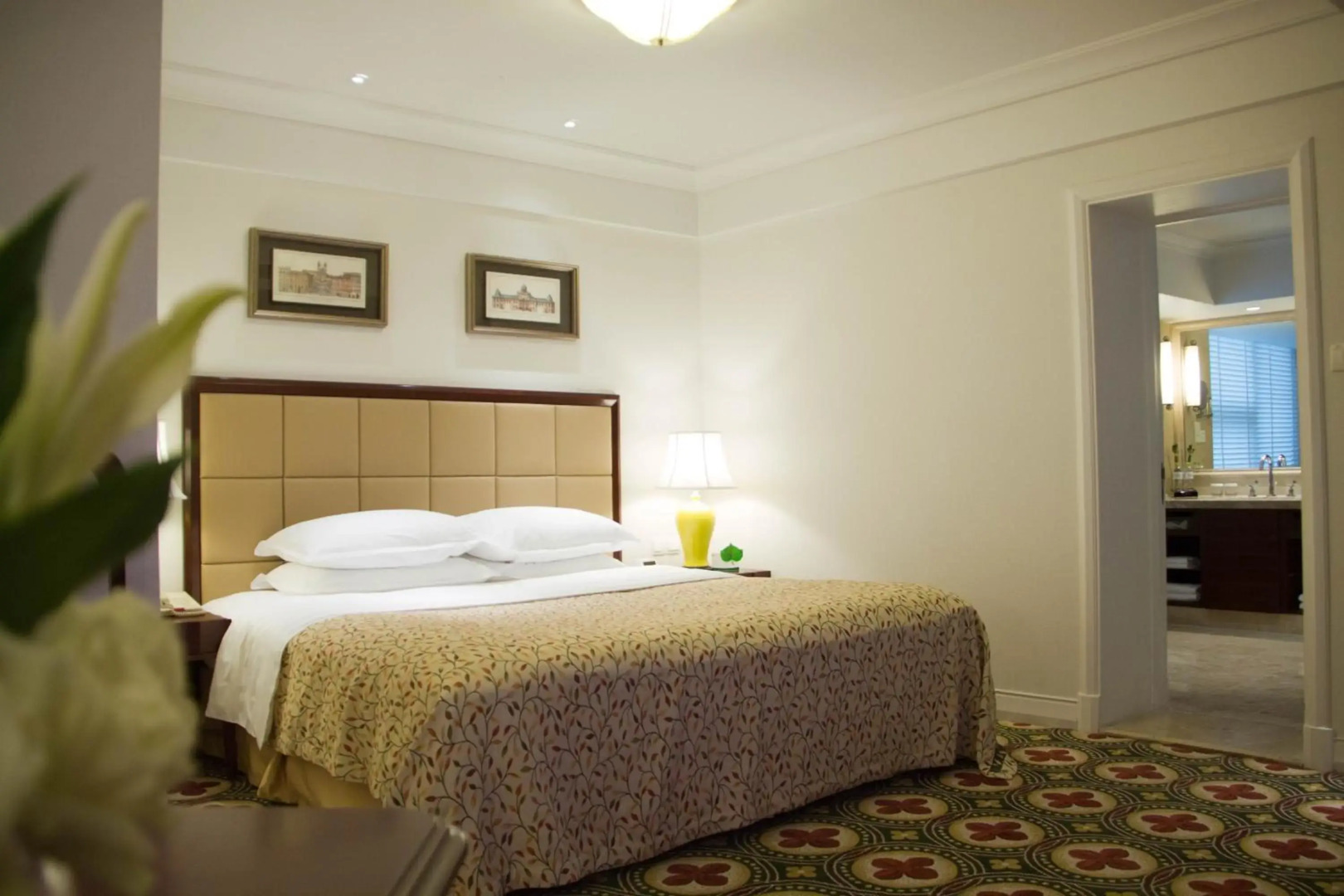 Ramada Plaza Wuhan Optics Valley