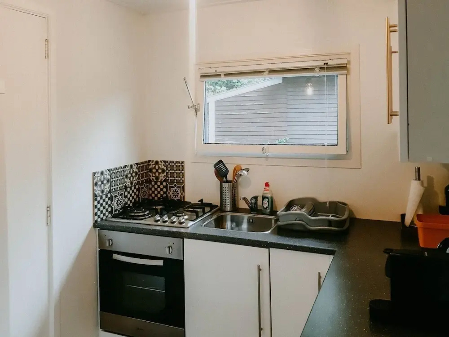 Geel Chalet in Netevallei