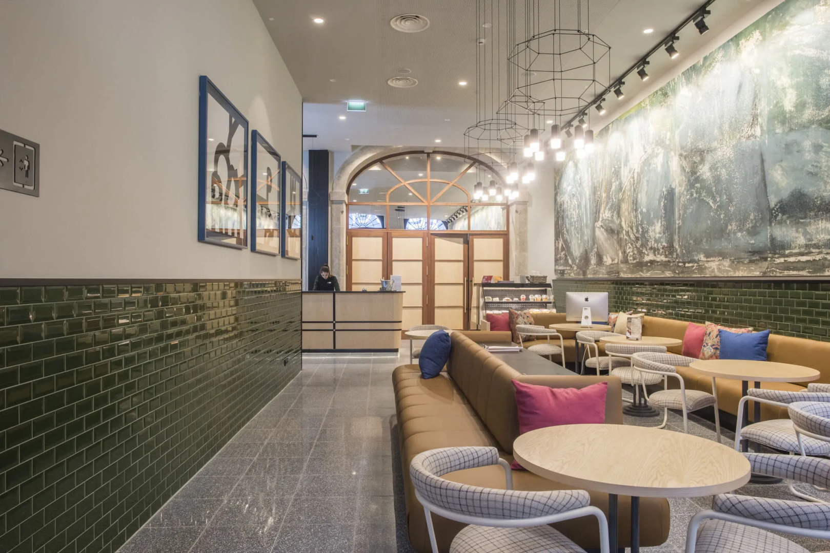 The Editory House Ribeira Porto Hotel
