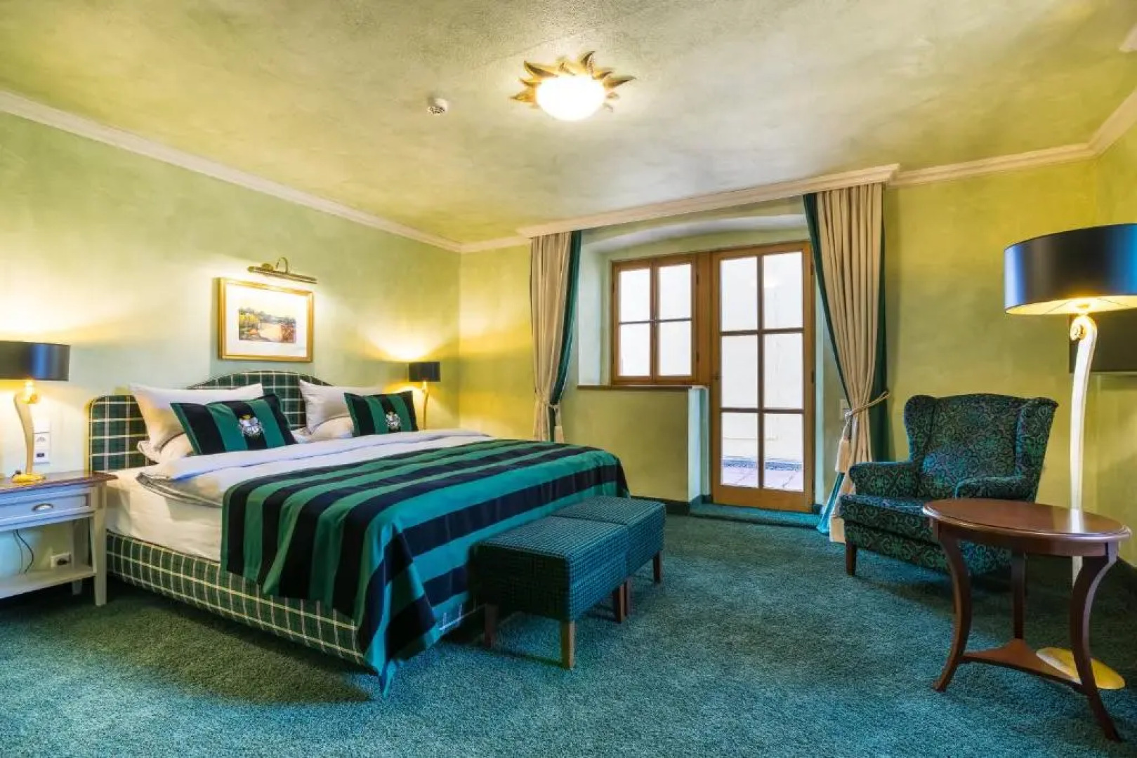 Schlosshotel Weyberhöfe