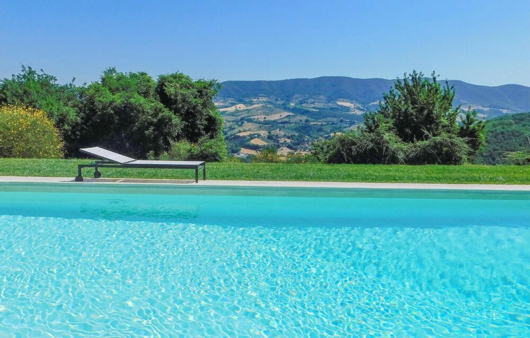 Beautiful Home in Perugia With 6 Bedrooms, Private Swimming Pool and Outdoor Swimming Pool
