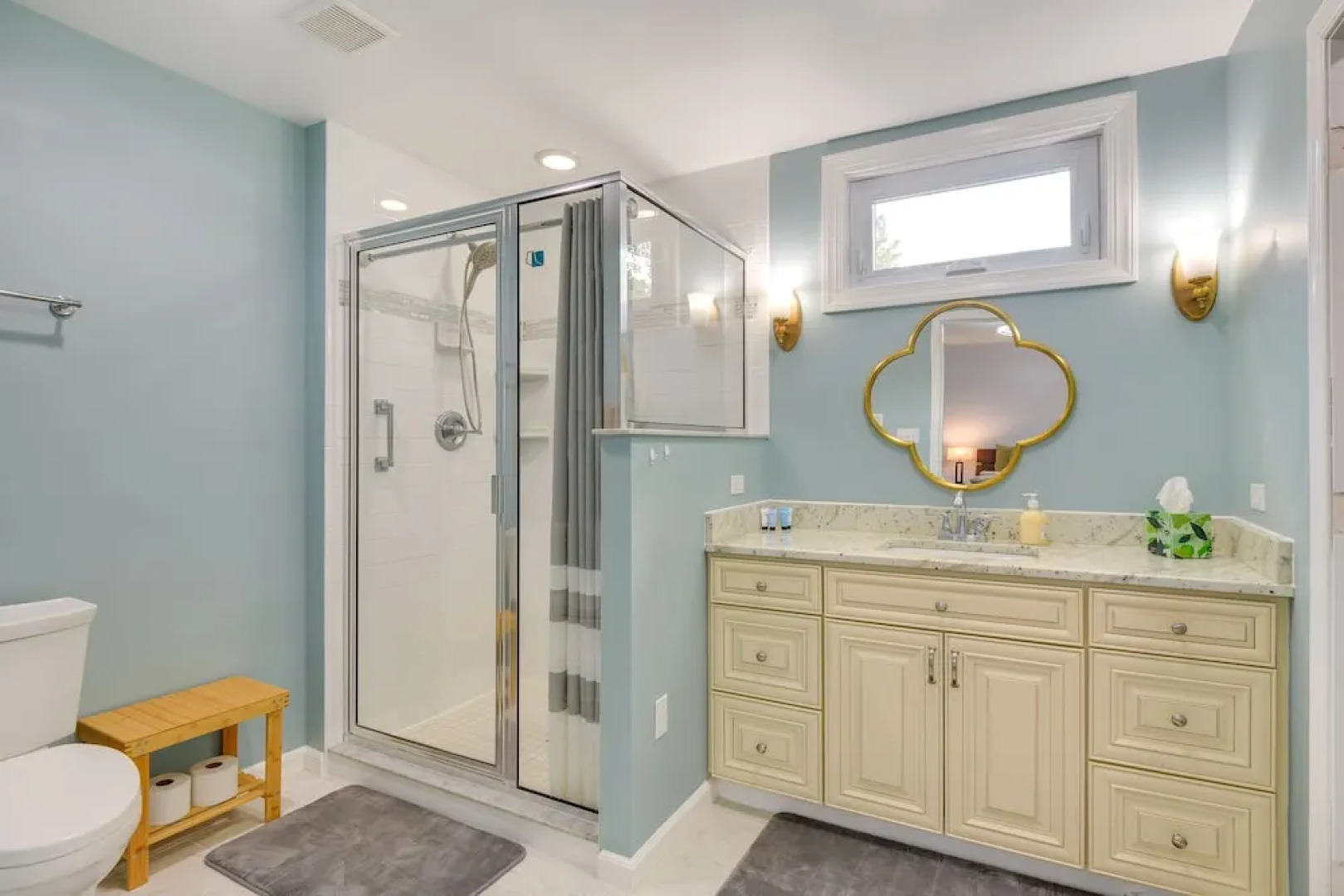 13 Mi to Annapolis: Dog-friendly Home w/ Fire Pit!