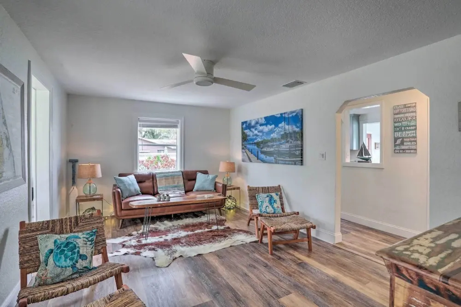 Tampa Bay Area Cottage w/ Gas Grill and Fire Pit!