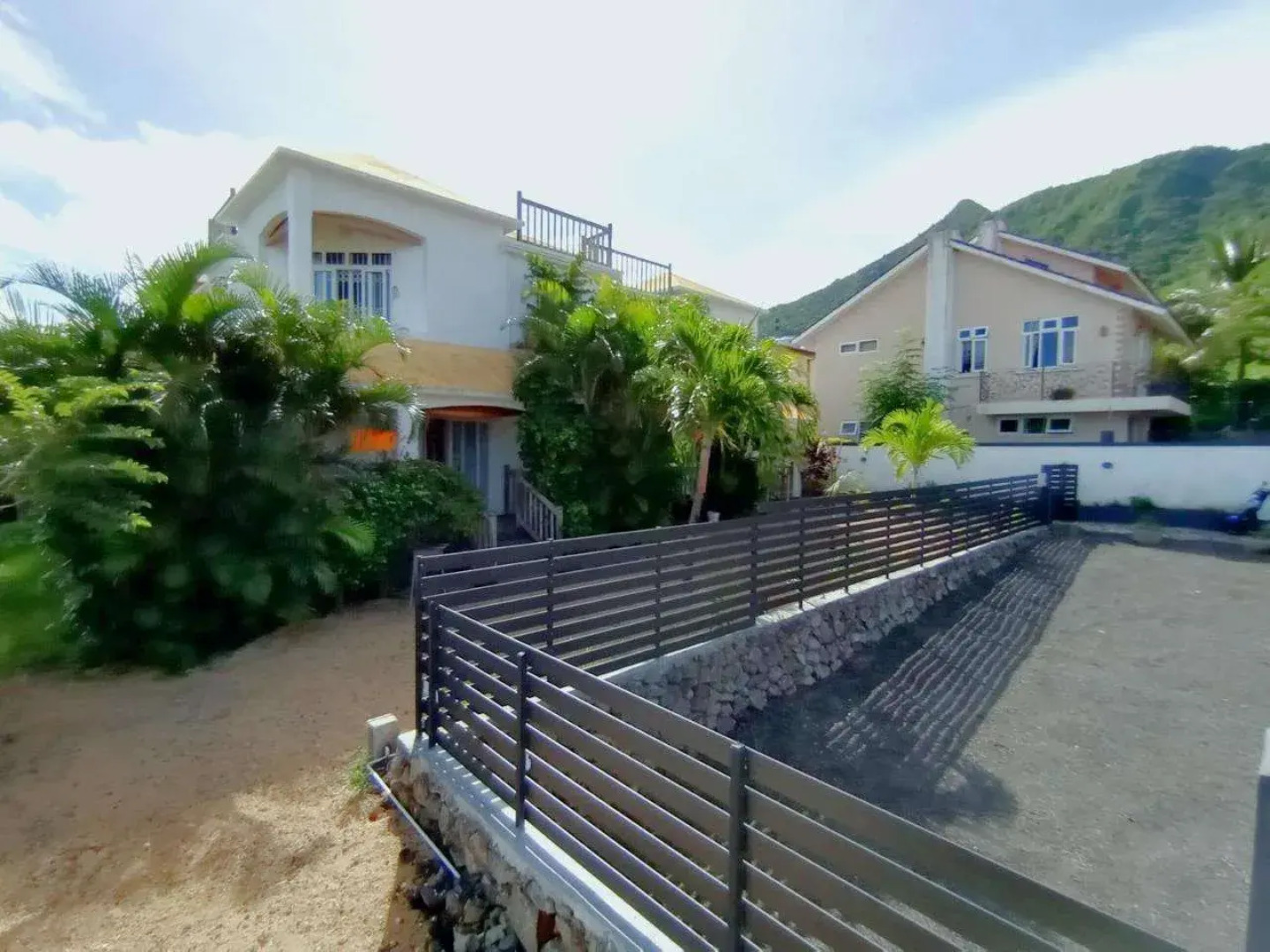 Tulsi Apartment & Studio