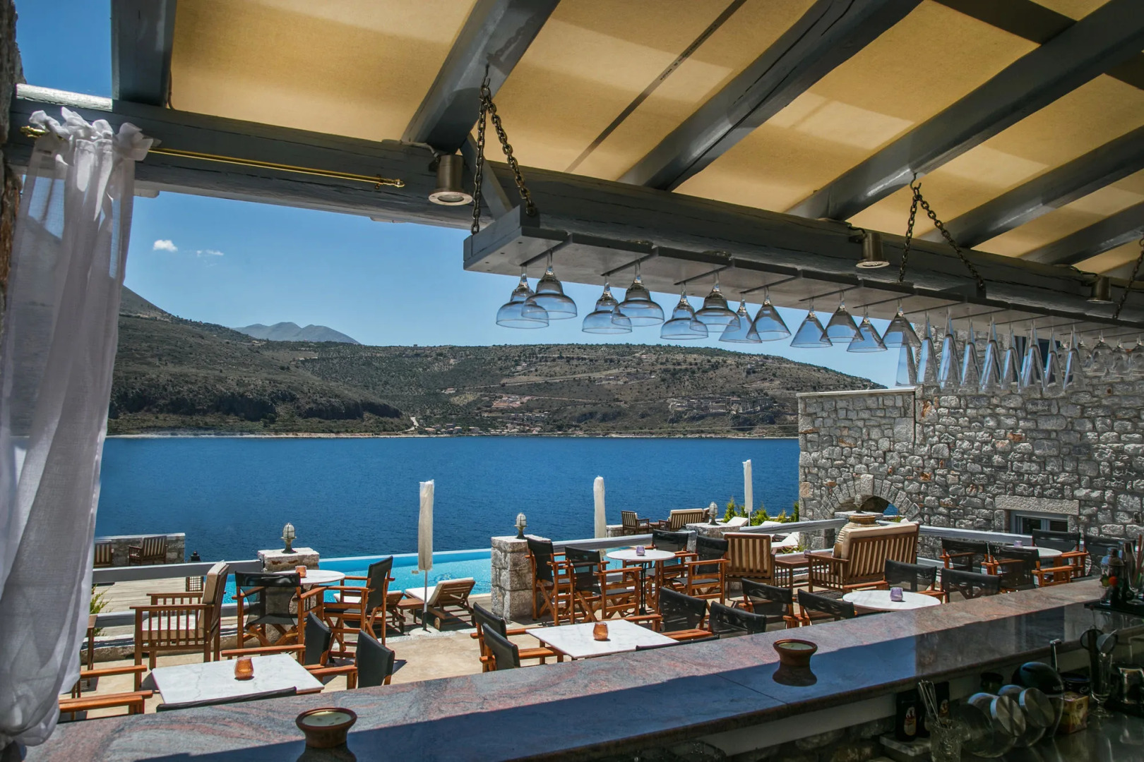 En Plo Luxury Suites