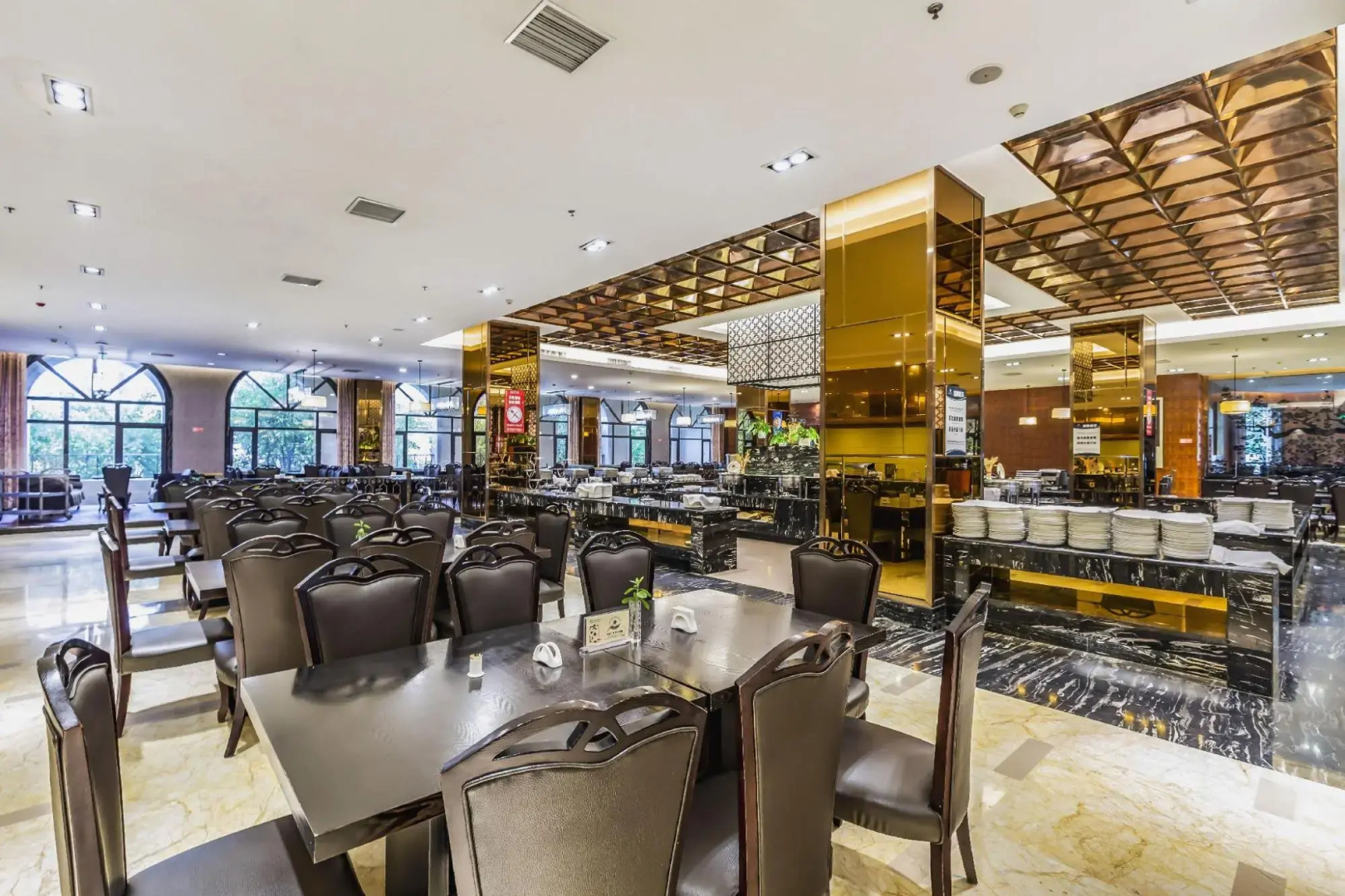 Huaxi Zhongzhou International Hotel