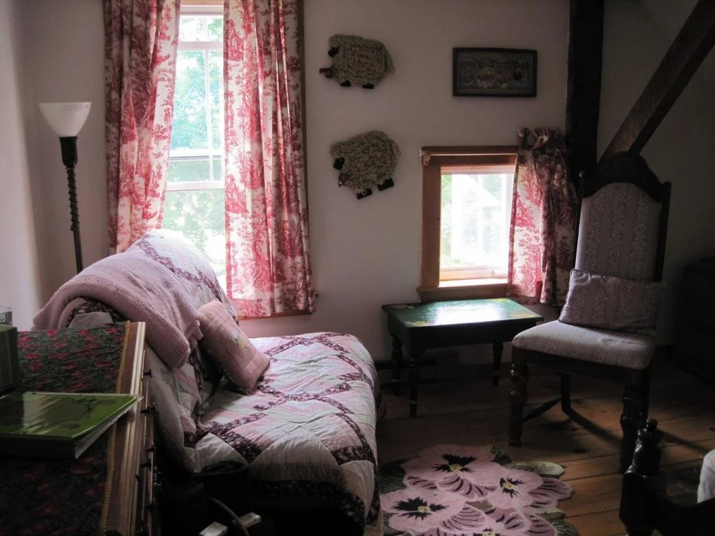 Maple House Bed & Breakfast