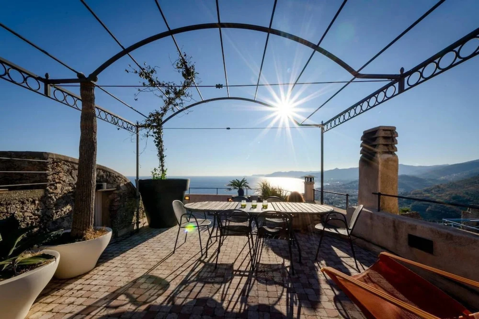 JOIVY Astonishing Sea View Apartment in Verezzi