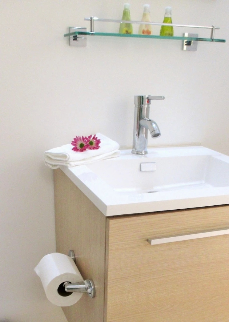 Cedar Cats Apartments