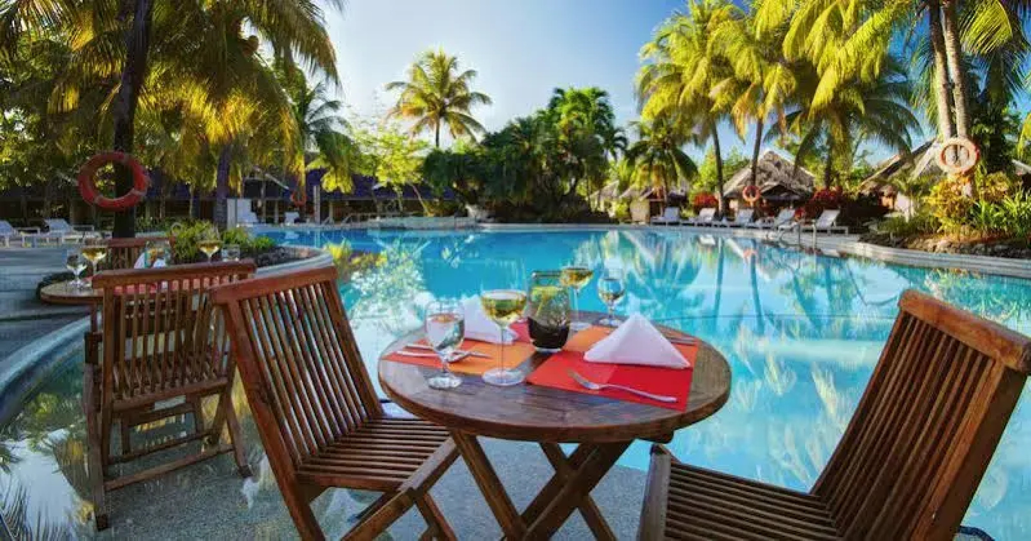 Sta. Monica Beach Club