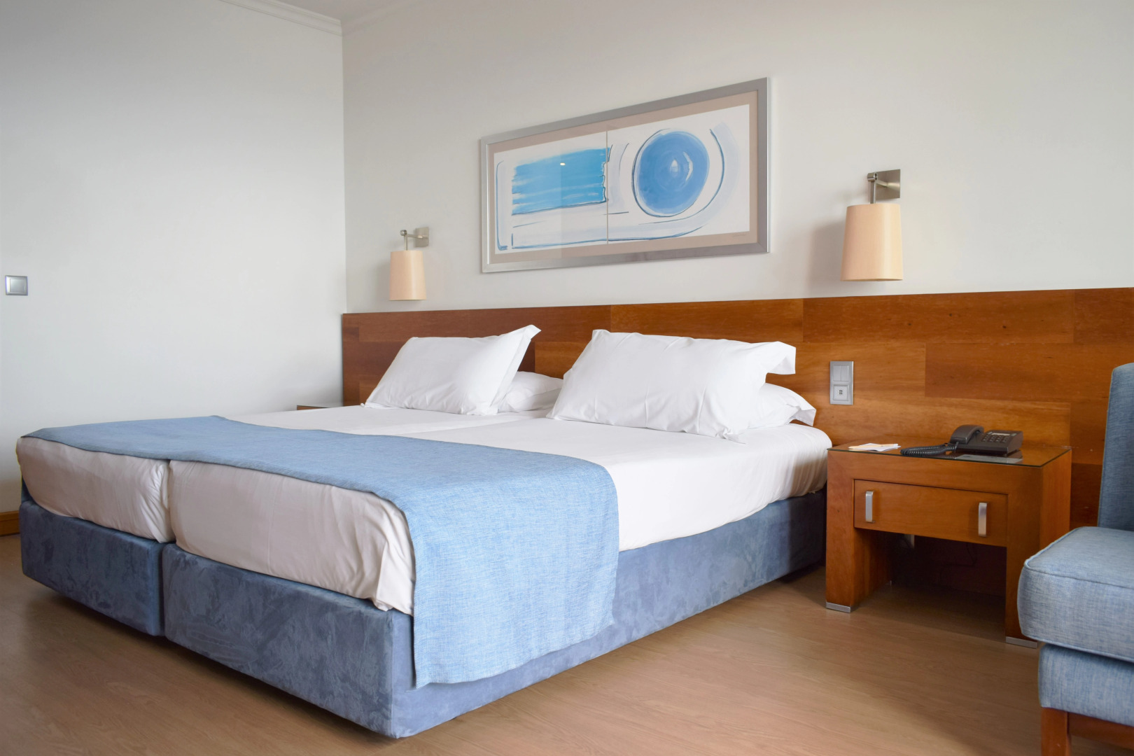 Madeira Regency Cliff