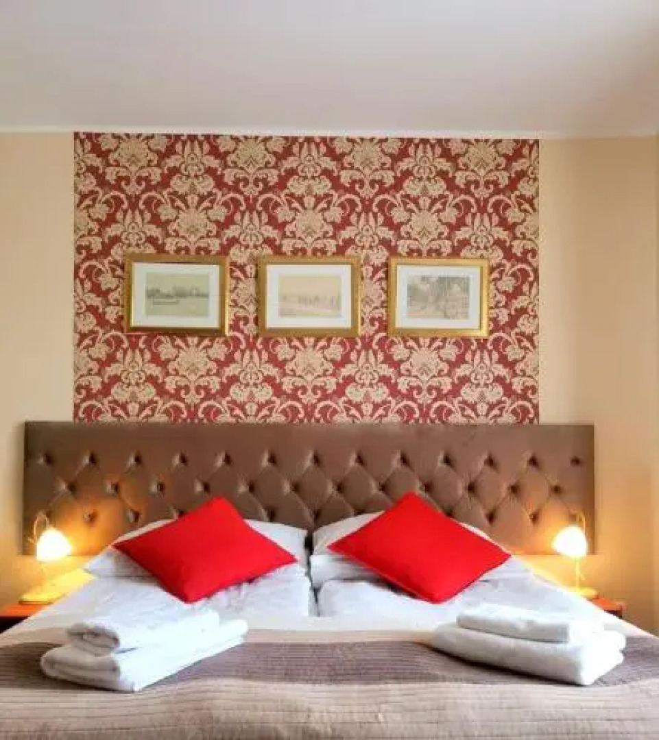 Willa Karmazynowa Przystań