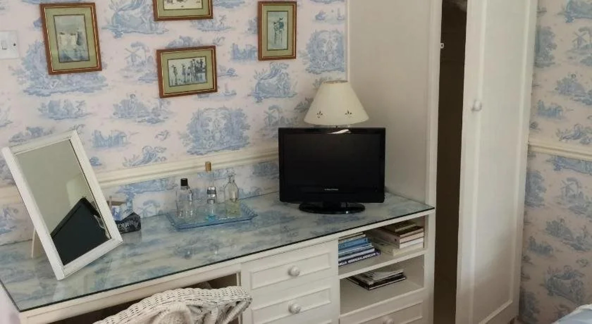 Baileys At Springfields