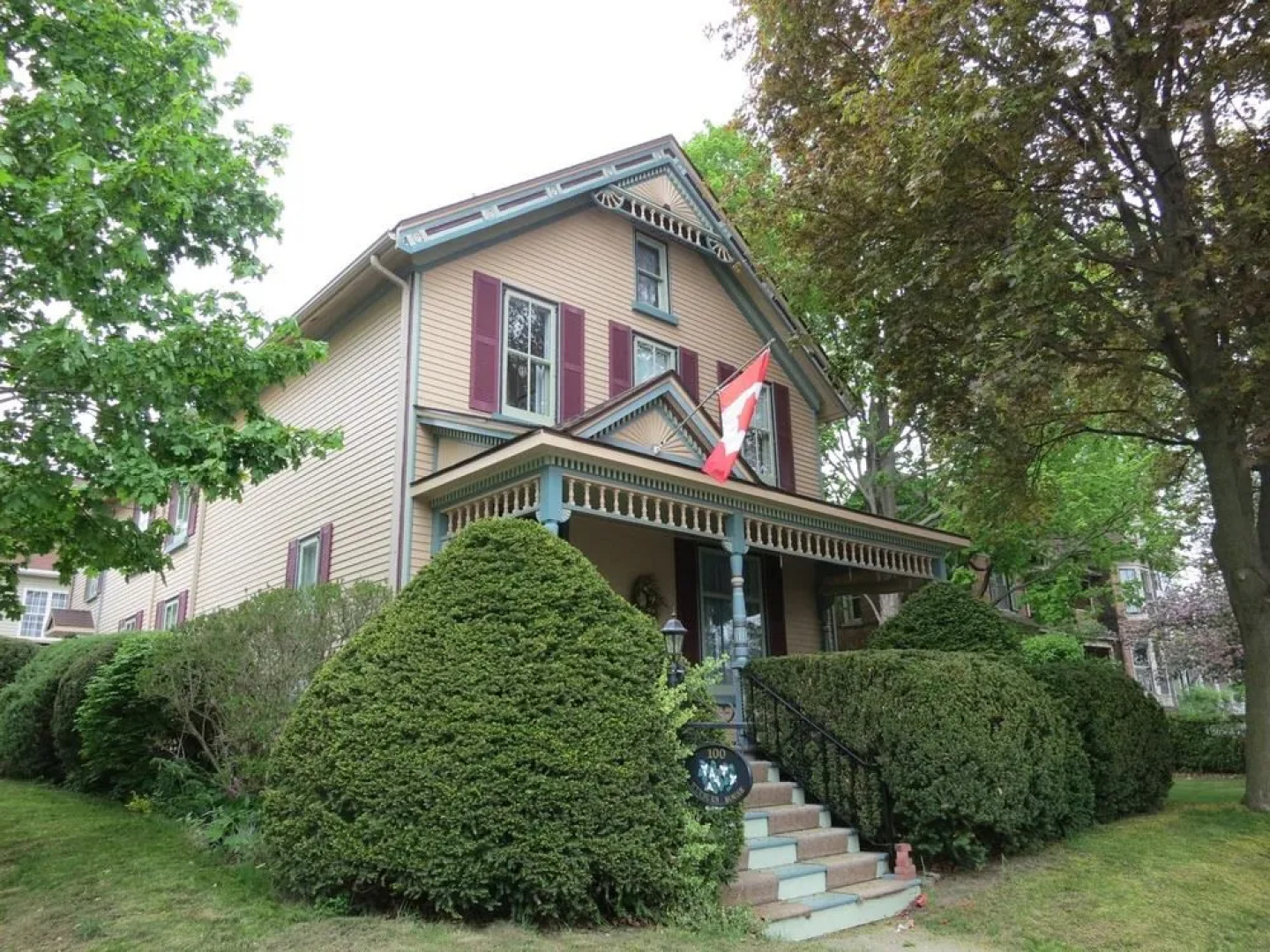 The King Orchard Inn